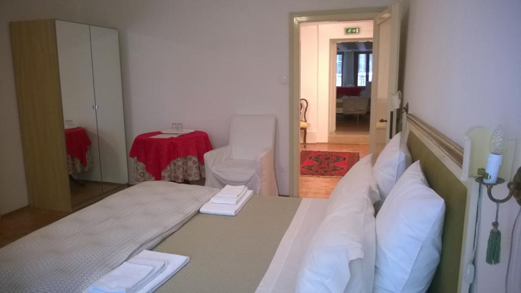 In Venice Back To San Marco Tourist Apartment Δωμάτιο φωτογραφία
